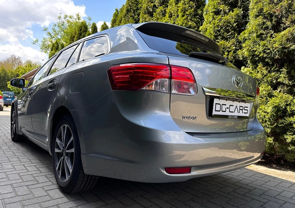 Toyota Avensis cena 43900 przebieg: 168000, rok produkcji 2013 z Limanowa małe 631